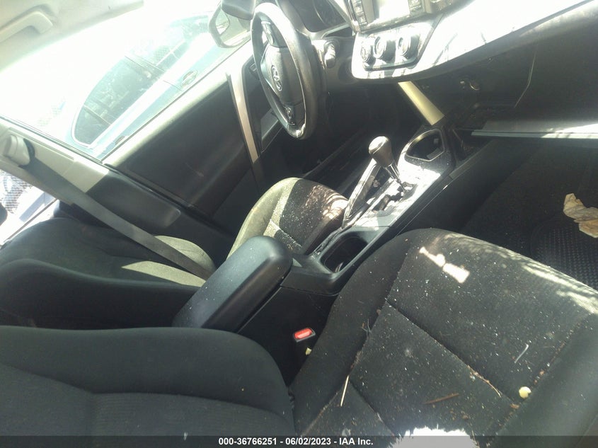 VIN JTMZFREV3JJ751703 2018 TOYOTA RAV4 LE
