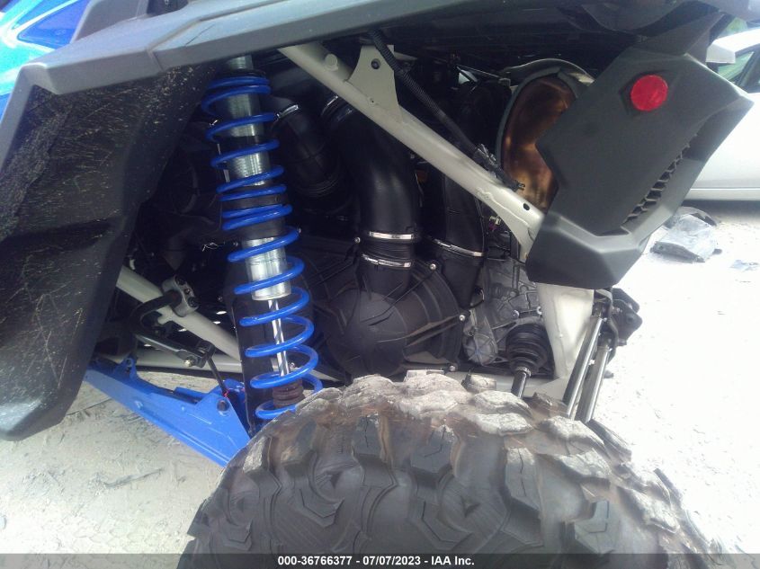 2022 CAN-AM MAVERICK X3 MAX X RS TURBO RR - 3JBVNAV45NE003423