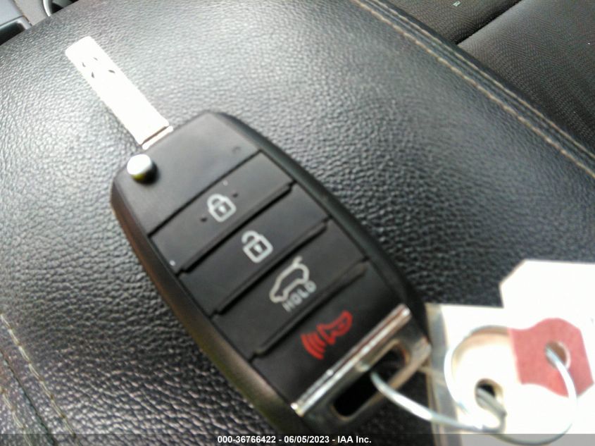 2019 KIA SPORTAGE LX - KNDPMCAC0K7552251