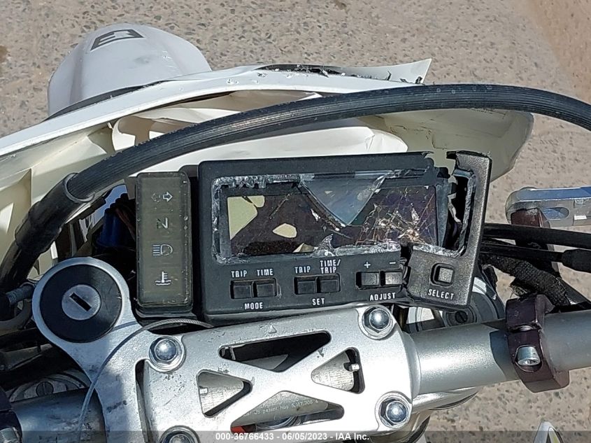 2009 SUZUKI DR-Z400 SM JS1SK44A492101325