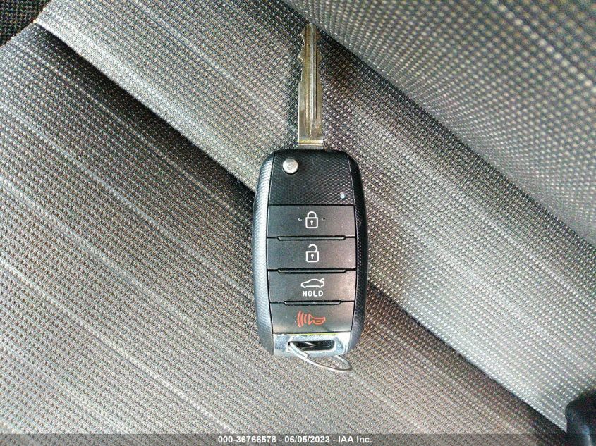 2016 KIA FORTE 5-DOOR LX - KNAFK5A82G5636547