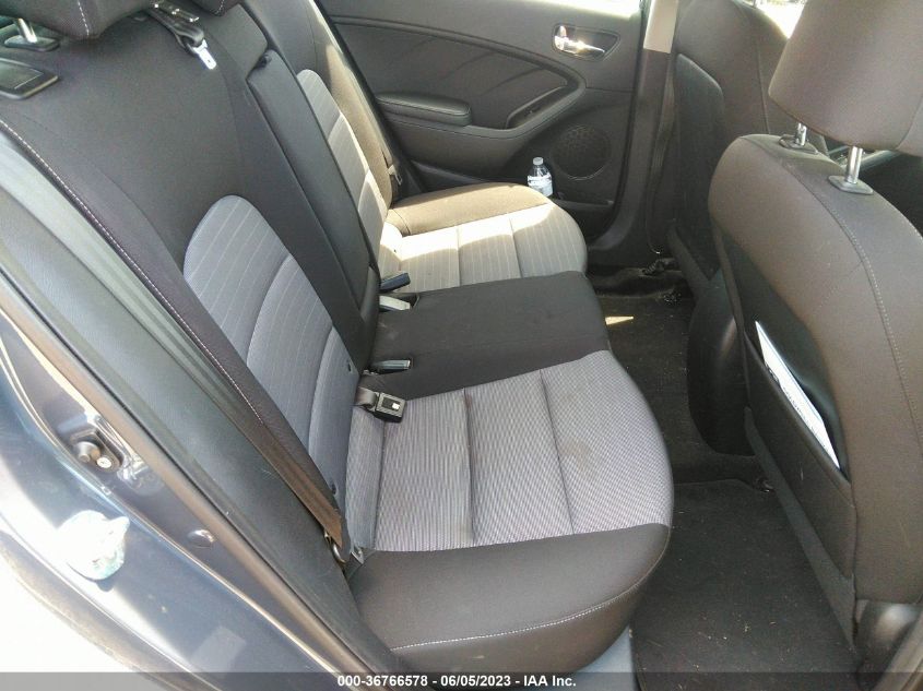 2016 KIA FORTE 5-DOOR LX - KNAFK5A82G5636547