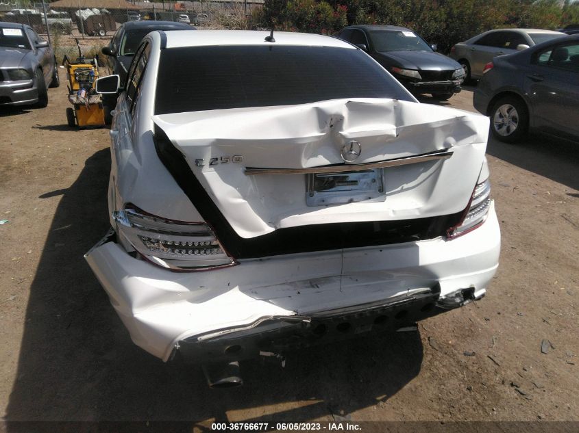 2014 MERCEDES-BENZ C-CLASS C 250 - WDDGF4HB0EA962588