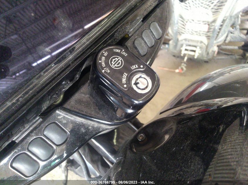 2021 HARLEY-DAVIDSON FLHXS - 1HD1KRP10MB641031