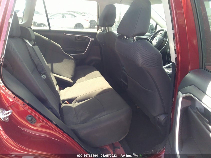 VIN 2T3H1RFV7MW142712 2021 TOYOTA RAV4 LE