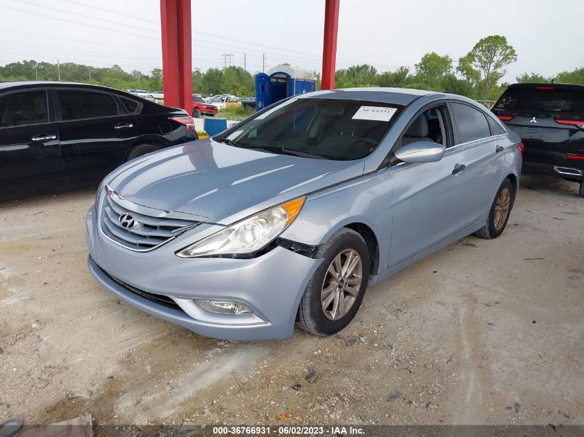 VIN 5NPEB4AC3DH760268 2013 HYUNDAI SONATA no.2