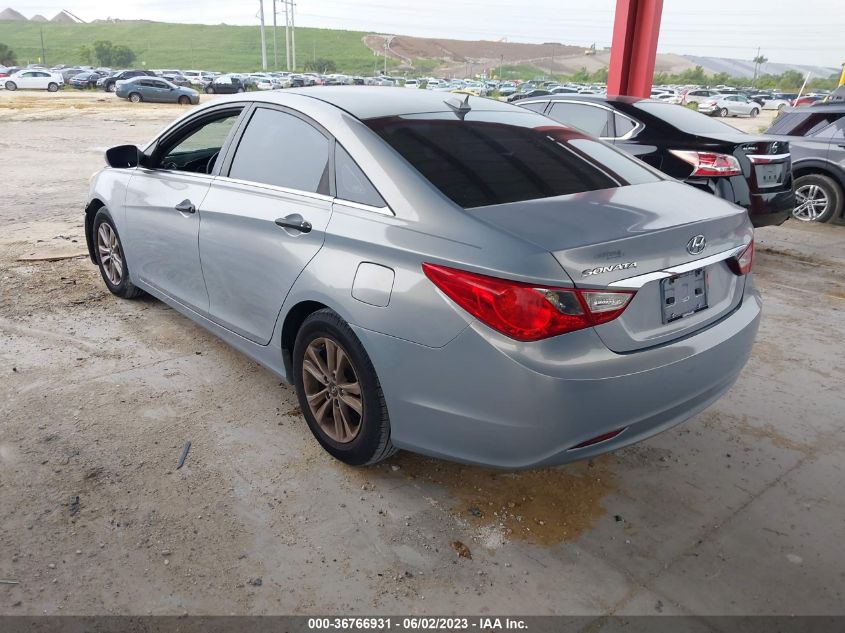 VIN 5NPEB4AC3DH760268 2013 HYUNDAI SONATA no.3