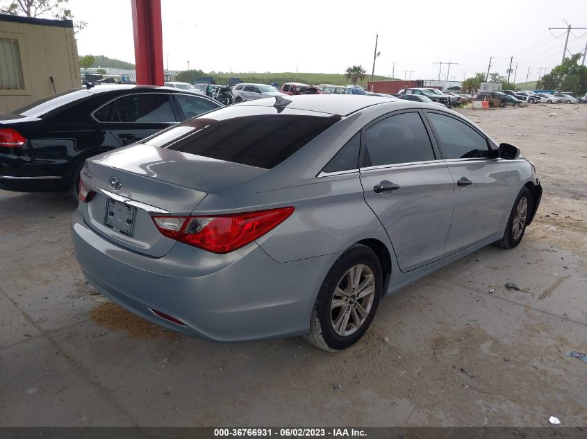 VIN 5NPEB4AC3DH760268 2013 HYUNDAI SONATA no.4