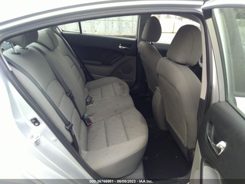 2016 KIA FORTE LX - KNAFK4A62G5610250