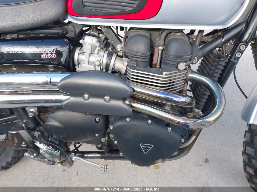 2015 TRIUMPH MOTORCYCLE SCRAMBLER SMT925RN0FT672730