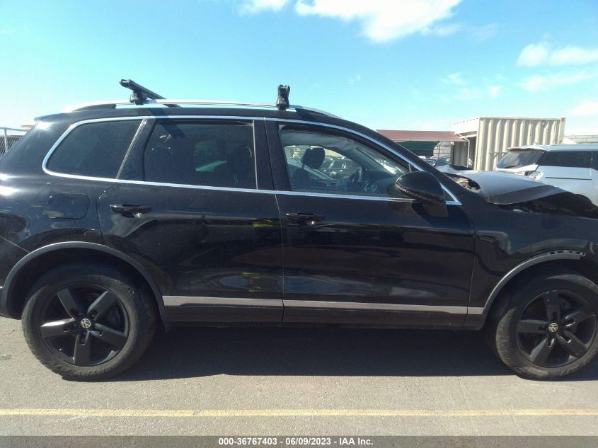 2014 VOLKSWAGEN TOUAREG LUX - WVGEP9BP9ED006276