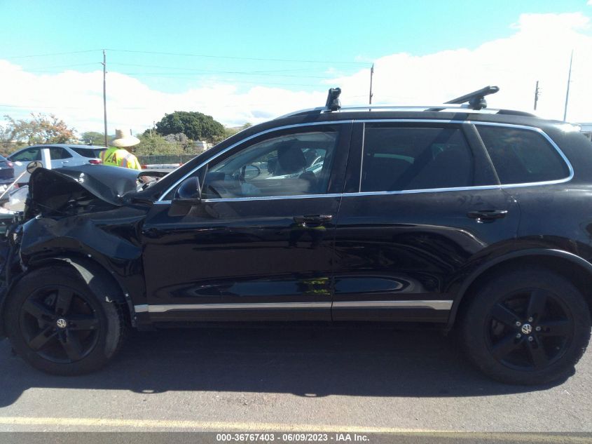 2014 VOLKSWAGEN TOUAREG LUX - WVGEP9BP9ED006276