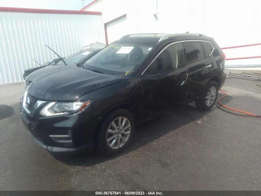 VIN KNMAT2MV0HP563355 2017 NISSAN ROGUE SV