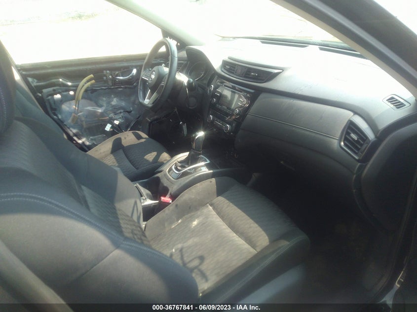 VIN KNMAT2MV0HP563355 2017 NISSAN ROGUE SV
