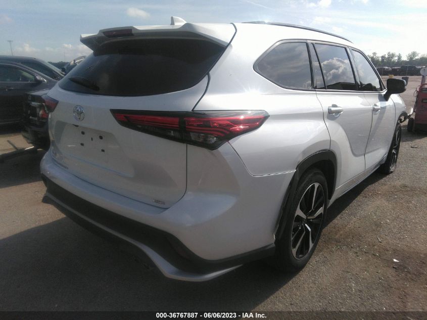 2022 TOYOTA HIGHLANDER XSE - 5TDLZRAH9NS105071