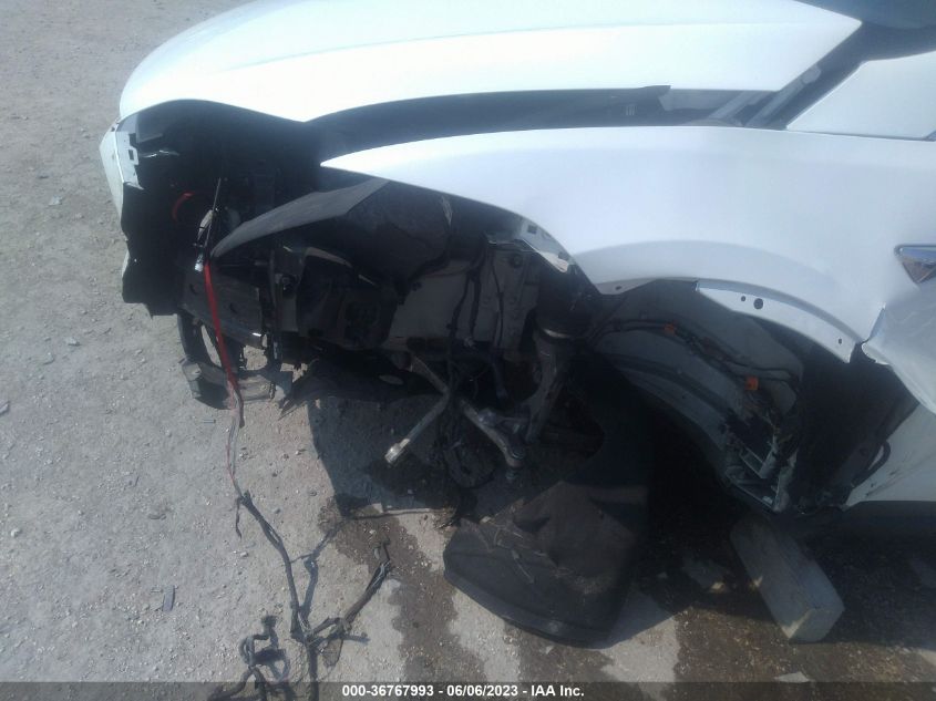 2017 TESLA MODEL X 90D/75D/100D - 5YJXCBE25HF079013