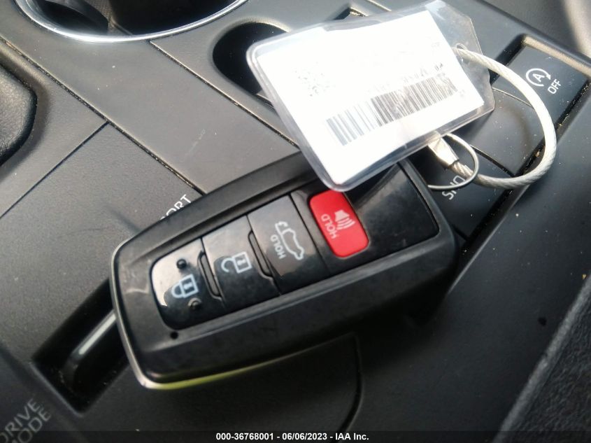 2021 TOYOTA HIGHLANDER XLE - 5TDGZRAH5MS040400