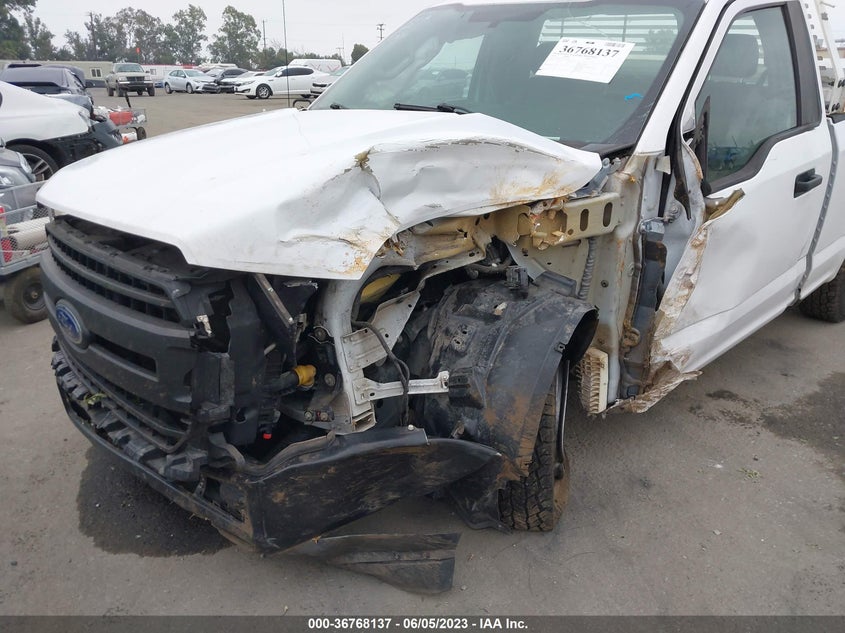 VIN 1FTMF1CB4JKF22705 2018 FORD F-150 XL/XLT
