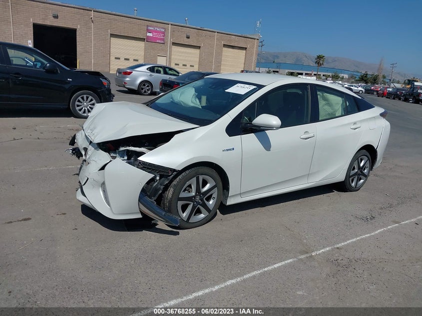 VIN JTDKARFUXJ3064034 2018 TOYOTA PRIUS TWO/TWO ECO/THREE