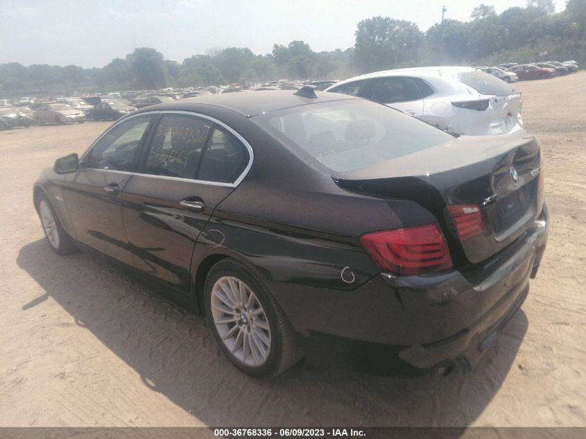 2013 BMW 5 SERIES 535I XDRIVE - WBAFU7C59DDU71090