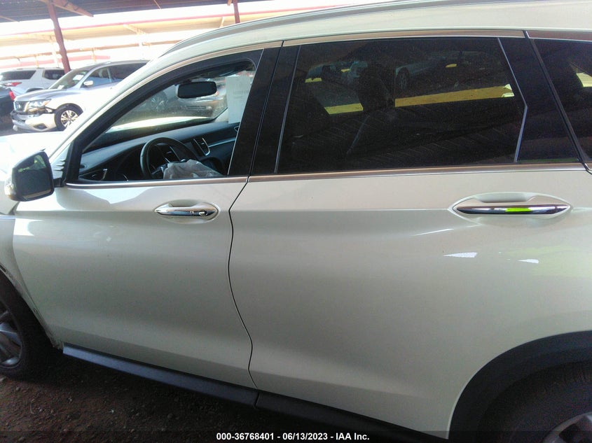 VIN 3PCAJ5M18KF133501 2019 INFINITI QX50 LUXE