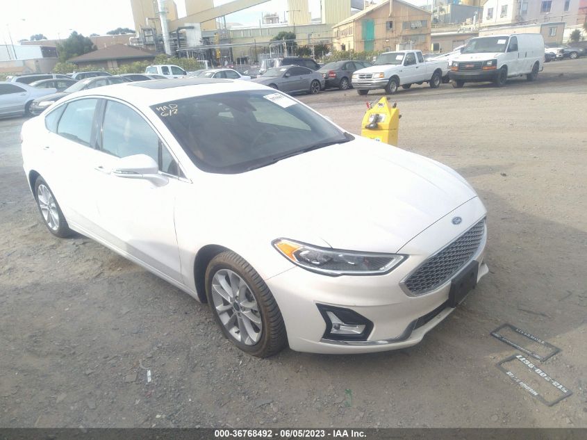 2020 FORD FUSION ENERGI TITANIUM - 3FA6P0SU7LR149652