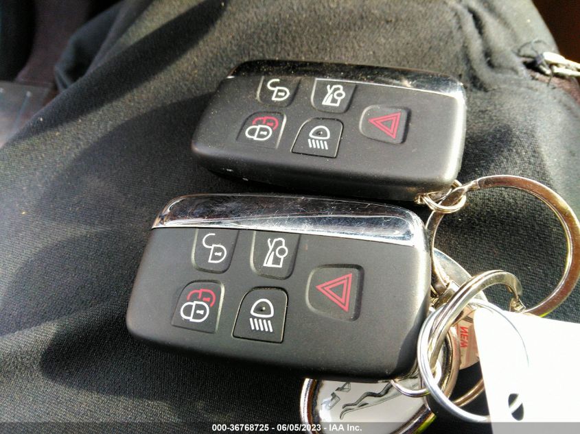 2013 JAGUAR XJ - SAJWA1C74D8V46444