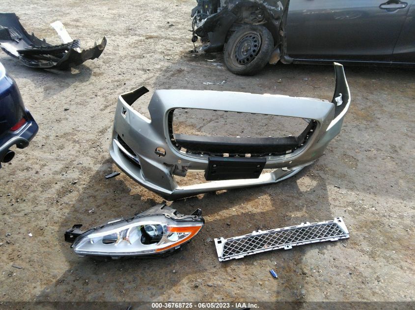 2013 JAGUAR XJ - SAJWA1C74D8V46444