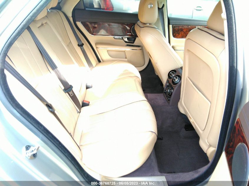 2013 JAGUAR XJ - SAJWA1C74D8V46444