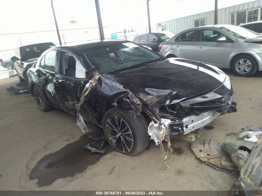 2018 TOYOTA CAMRY L/LE/XLE/SE/XSE - 4T1B11HK8JU652517