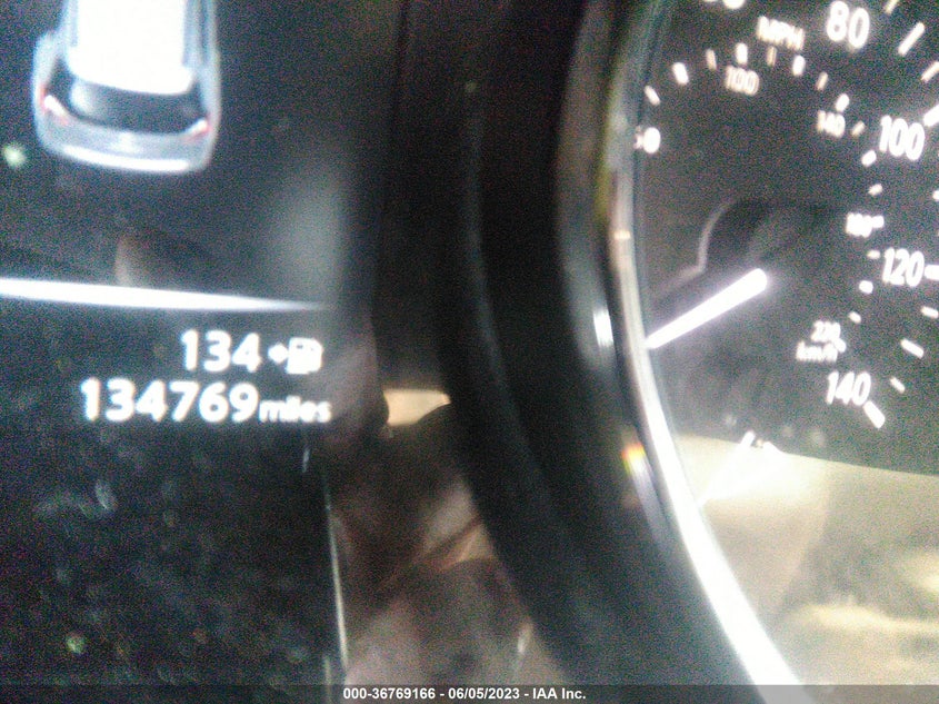 VIN KNMAT2MT0HP530628 2017 NISSAN ROGUE S/SV