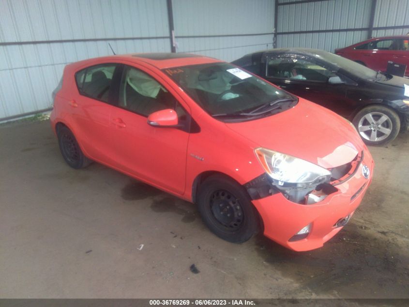 2013 TOYOTA PRIUS C - JTDKDTB30D1039984