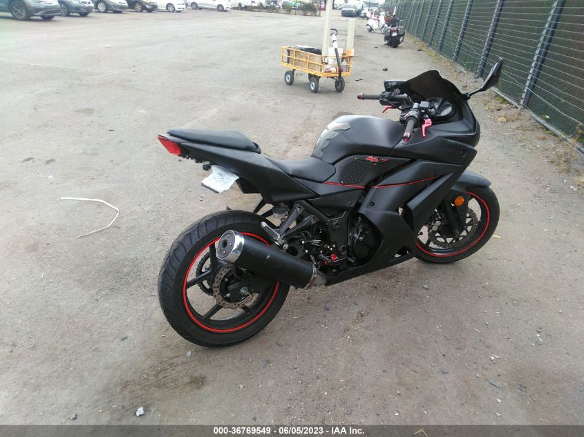 2009 KAWASAKI EX250 J JKAEXMJ169DA31899