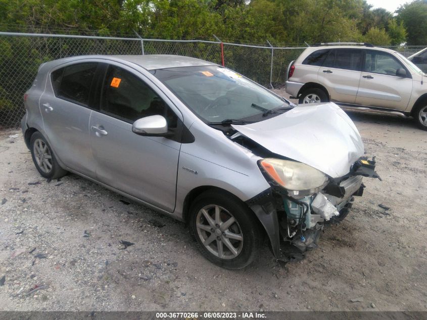 2013 TOYOTA PRIUS C - JTDKDTB36D1037771