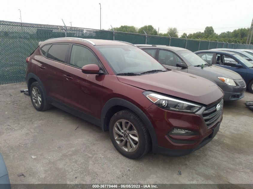 2016 HYUNDAI TUCSON LIMITED/SPORT AND ECO/SE - KM8J33A4XGU120692
