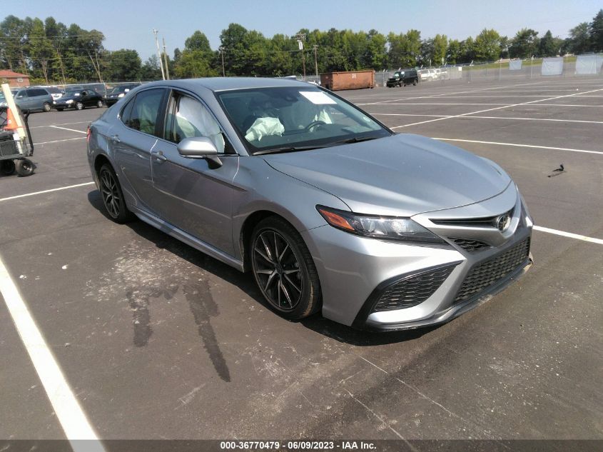 2022 TOYOTA CAMRY SE/SE NIGHT SHADE - 4T1G11AK3NU042384