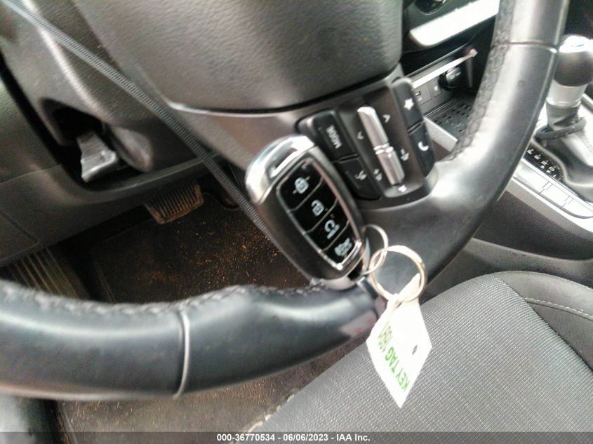 2022 HYUNDAI KONA SEL - KM8K3CAB3NU819632