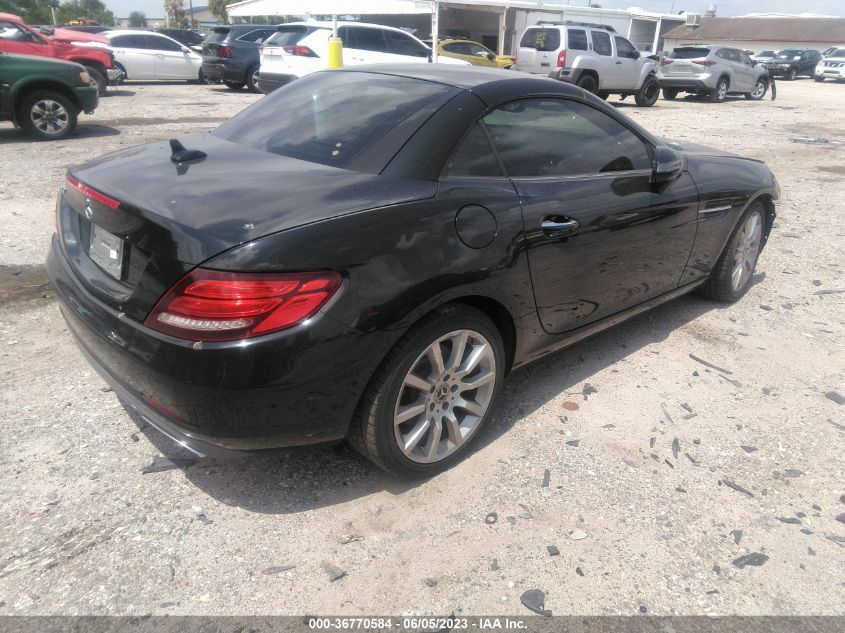 2017 MERCEDES-BENZ SLC SLC 300 - WDDPK3JAXHF143876