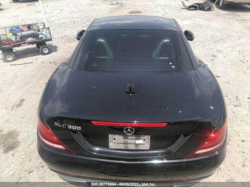 2017 MERCEDES-BENZ SLC SLC 300 - WDDPK3JAXHF143876