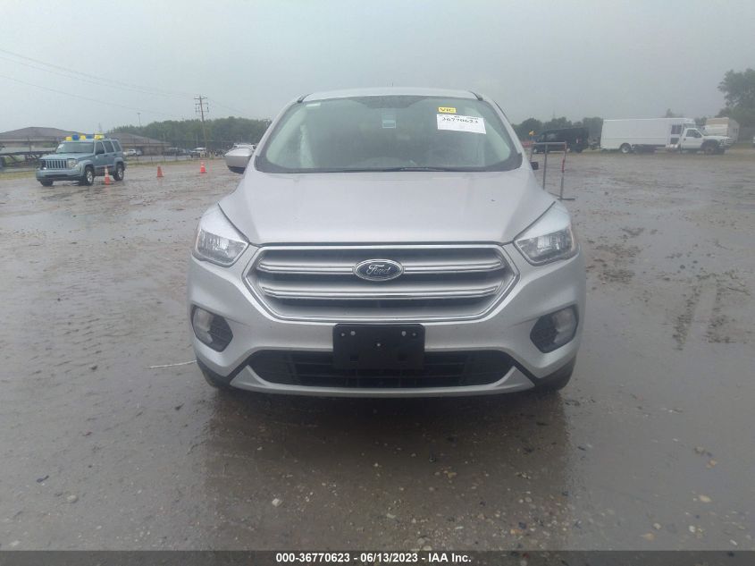 2017 FORD ESCAPE SE - 1FMCU9GD5HUC77869