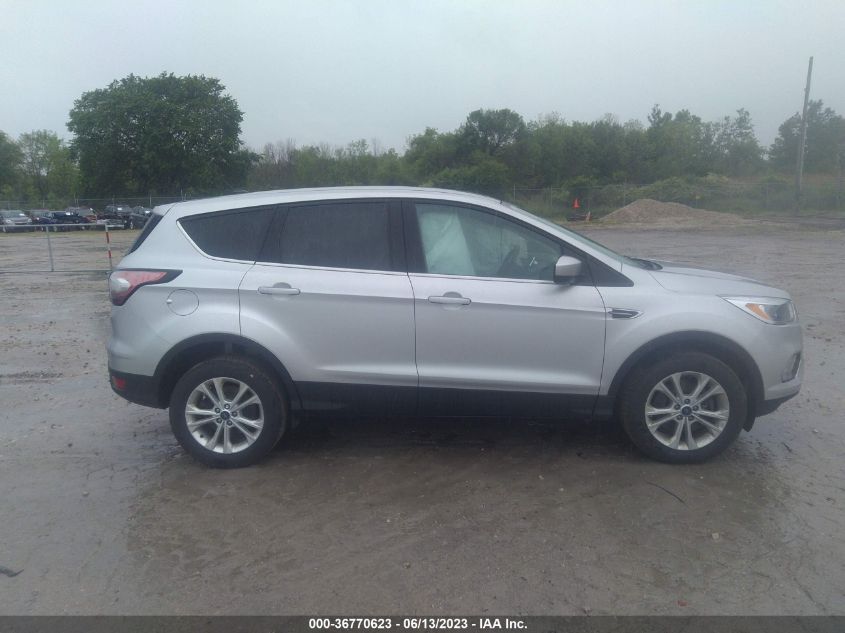 2017 FORD ESCAPE SE - 1FMCU9GD5HUC77869