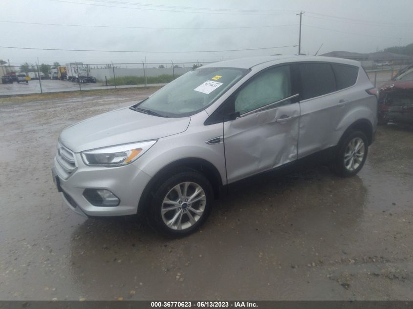 2017 FORD ESCAPE SE - 1FMCU9GD5HUC77869