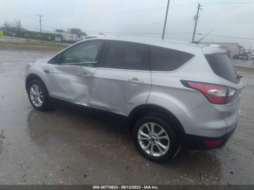 2017 FORD ESCAPE SE - 1FMCU9GD5HUC77869