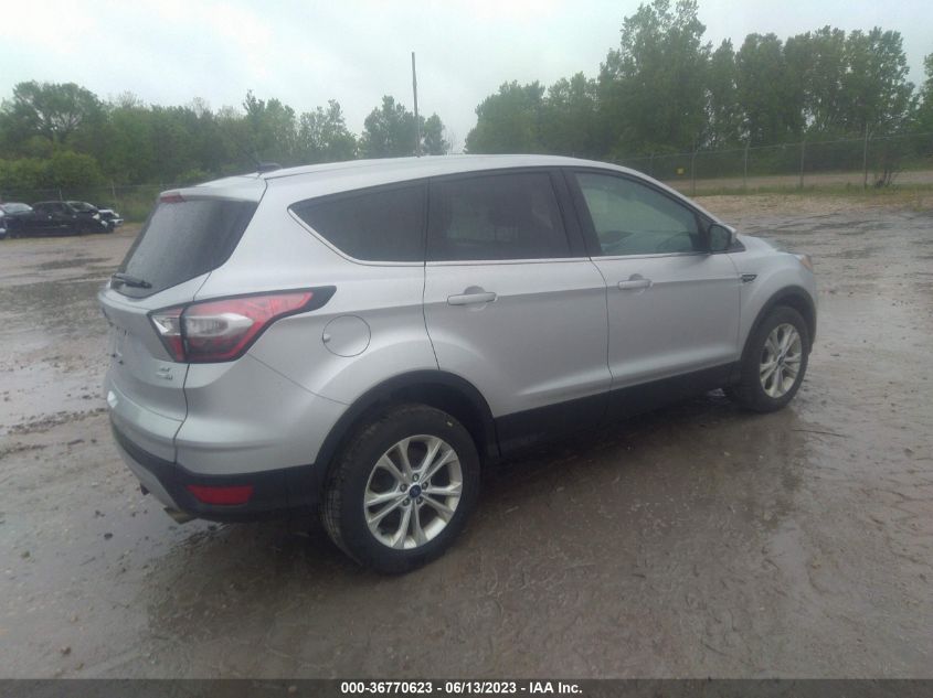 2017 FORD ESCAPE SE - 1FMCU9GD5HUC77869