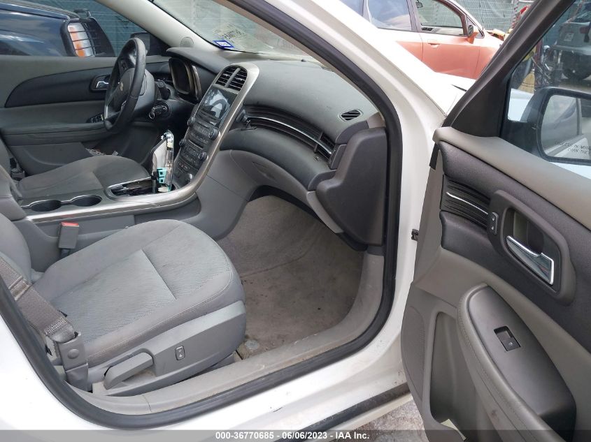 2013 CHEVROLET MALIBU LS - 1G11A5SA0DF278719