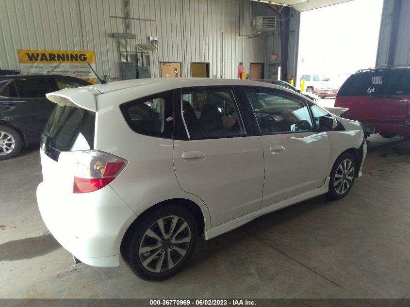 2013 HONDA FIT SPORT - JHMGE8H56DC072175