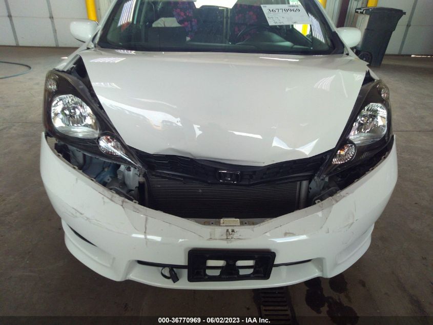 2013 HONDA FIT SPORT - JHMGE8H56DC072175