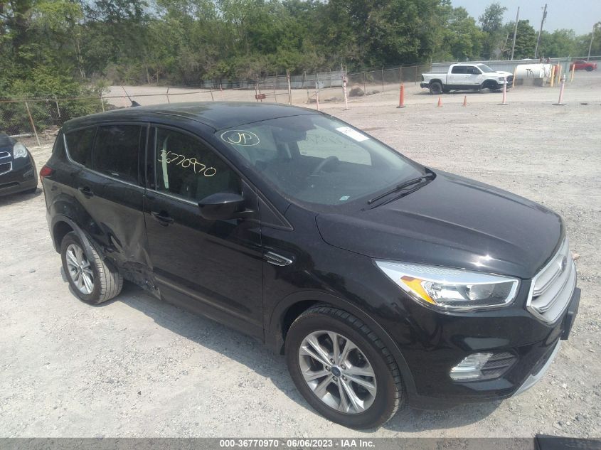 2019 FORD ESCAPE SE - 1FMCU9GD0KUA76551