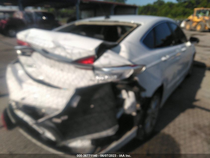 2018 FORD FUSION ENERGI SE - 3FA6P0PU7JR210052