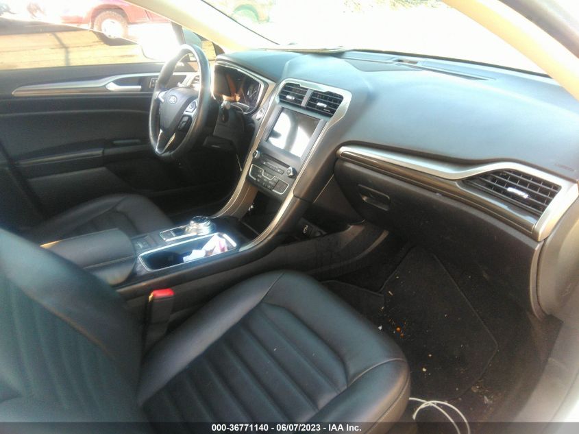 2018 FORD FUSION ENERGI SE - 3FA6P0PU7JR210052